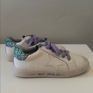 Kids White Sneakers with Lavender Laces